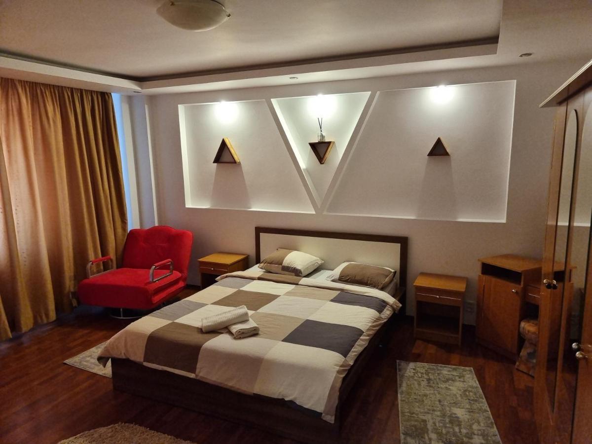 דירות Charming And Intimate Getaway In Bucharest - Near Unirii Square מראה חיצוני תמונה
